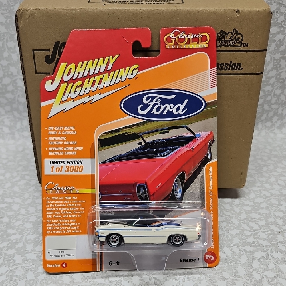 Johnny Lightning 1968 Ford Fairlane Torino GT Convertible 1:64 Scale Die-cast